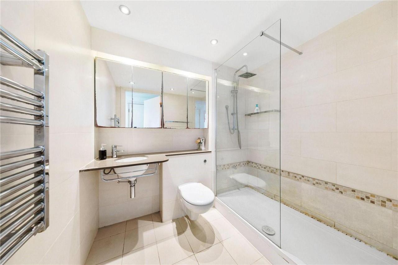 Two Bedroom Apartment - London Excel Stays Kültér fotó